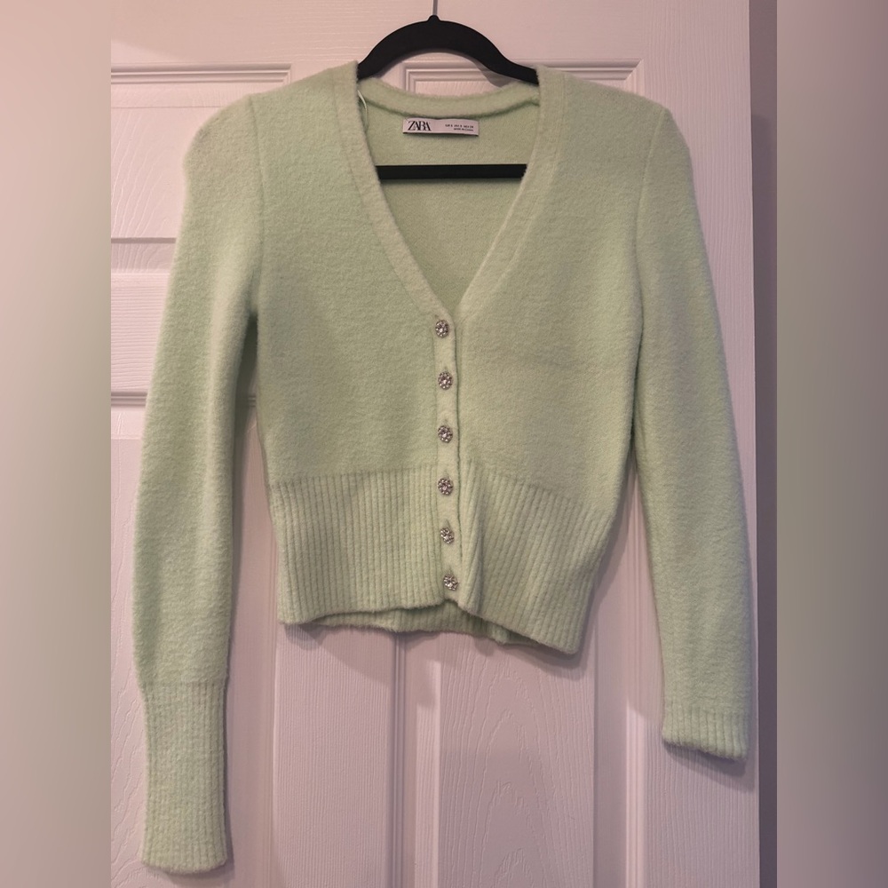 Zara Women's Light Green Button-Up Cardigan